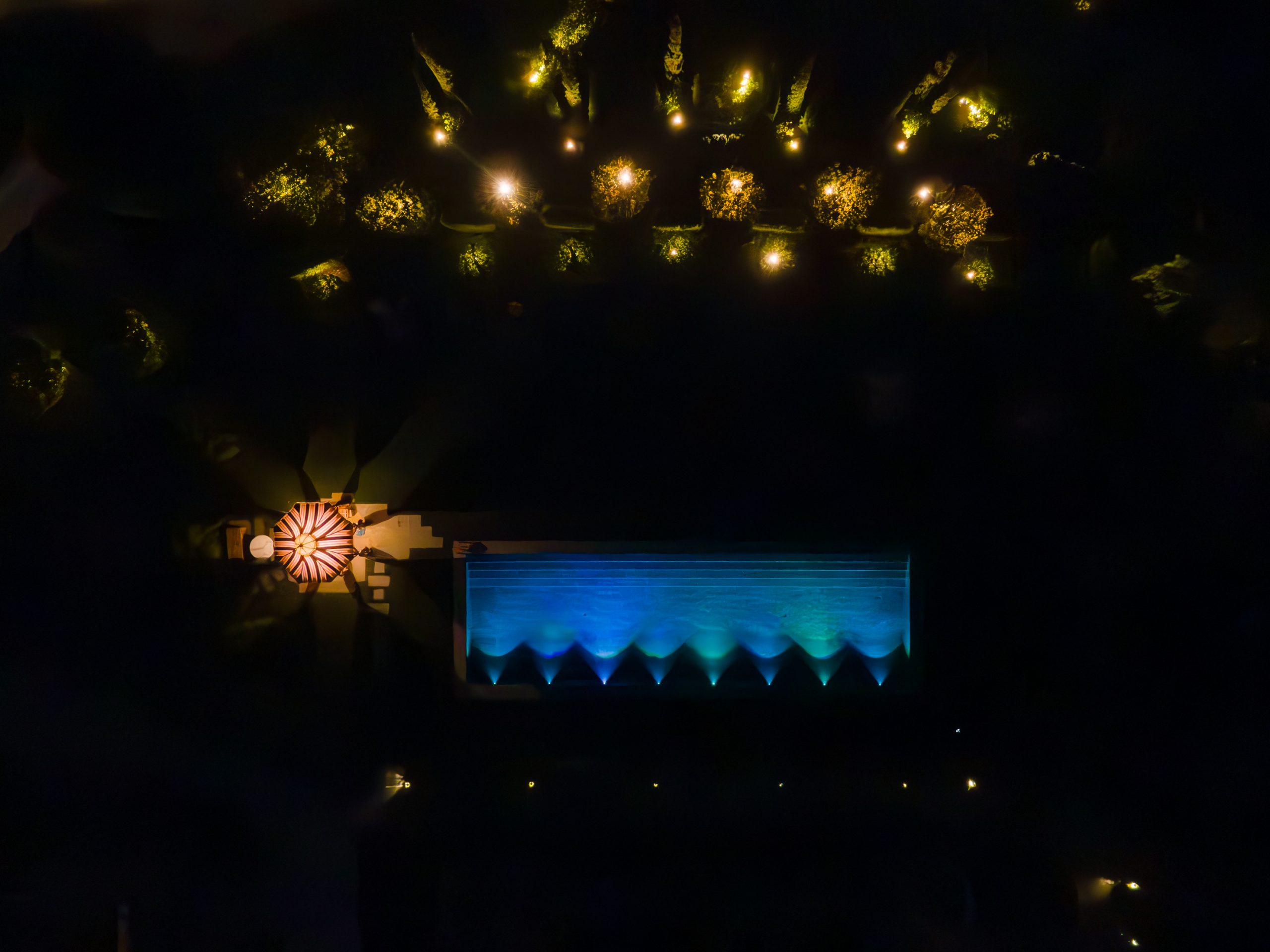 Illuminazione piante piscina