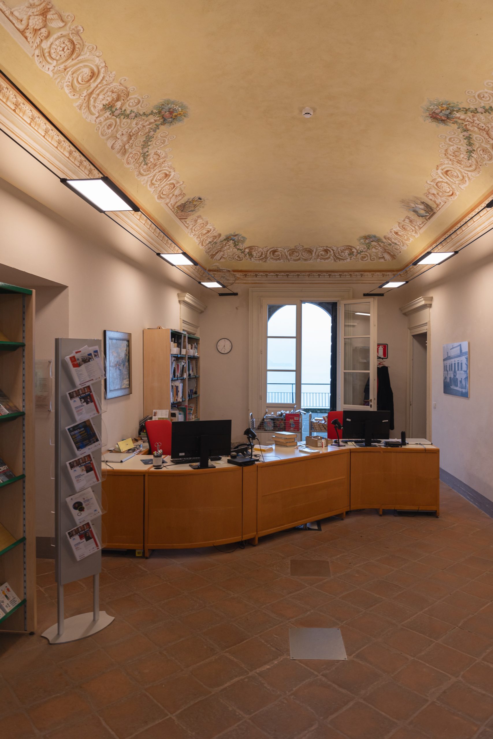Illuminazione a sospensione palazzo affrescato