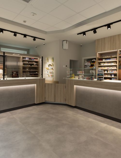 Tabaccheria illuminata da proiettori a led