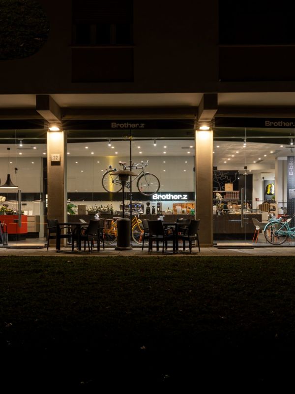 Bar/caffetteria dall'esterno