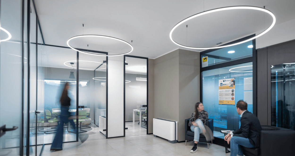 Illuminazione moderna banca